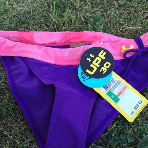 NWT under armor swim bottoms