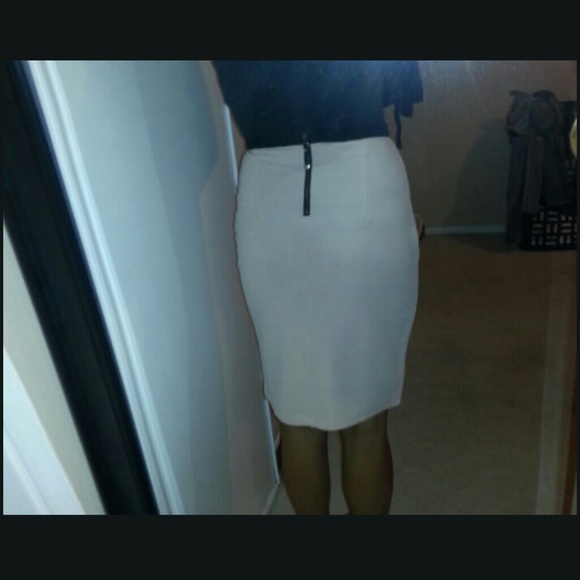 Forever 21 blush Pencil skirt - Picture 4 of 4