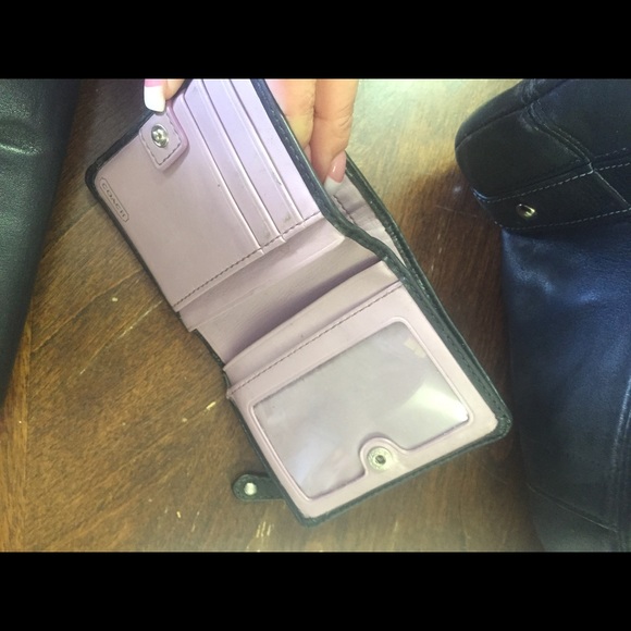 Coach wallet - Picture 2 of 2