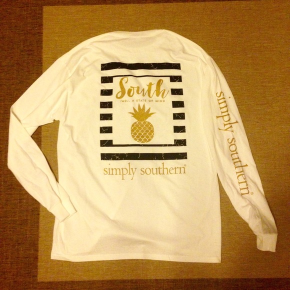 LONG SLEEVE SIMPLY SOUTHERN SHIRT NWT LAST ONE