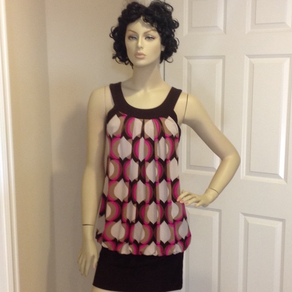 💞 Graphic pink cream brown dress