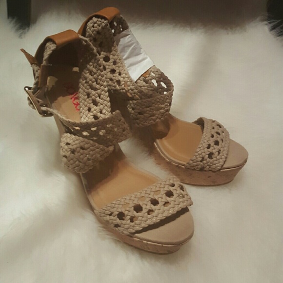 Bongo Wedge Heel...Perfect for Fall!