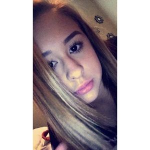 Meet your Posher, Lili