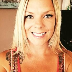 Meet your Posher, Desiree