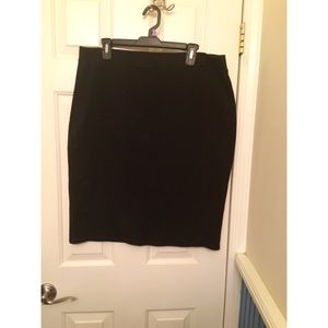 Old Navy Black Pencil Skirt