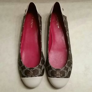 New Coach flats