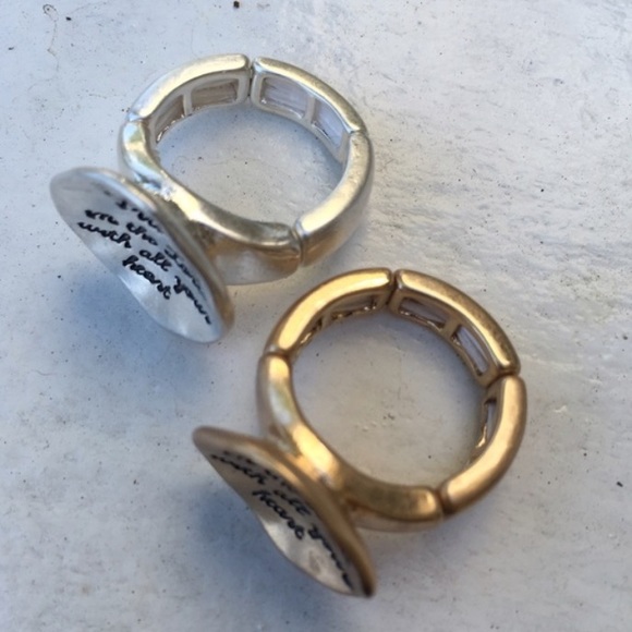 Trust In The Lord Gold Ring - Picture 2 of 3