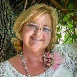 Meet your Posher, Carly