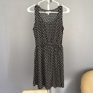 Sleeveless dress