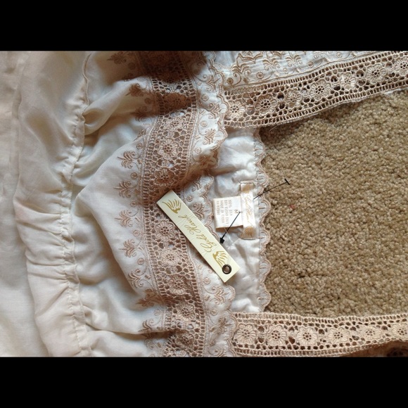 Silk lace trim tank top