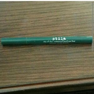 Moss Stila Felt Tip Liner