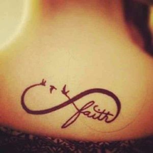 Meet your Posher, Ariana