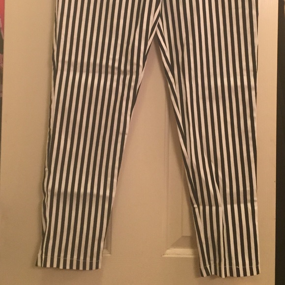 Black and white stripe cigarette trouser - Picture 4 of 4