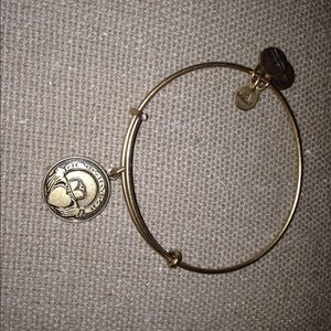 Alex & Ani claddagh bracelet