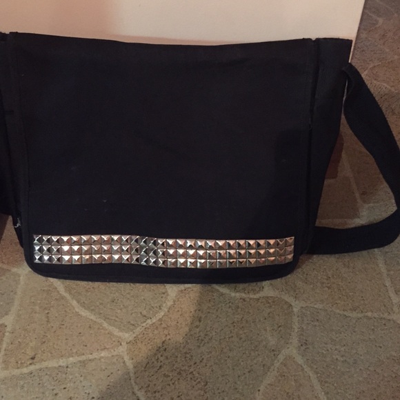 Three row studded messenger bag