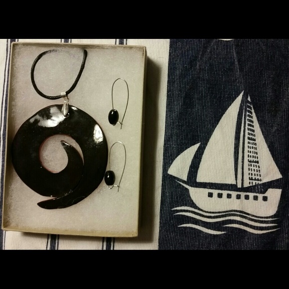 Set de collar - Picture 1 of 1