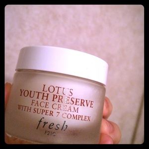 fresh lotus face cream