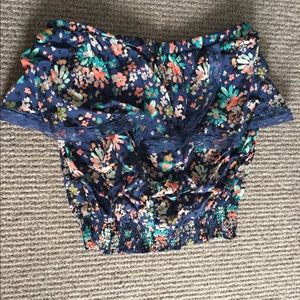 Super cute strapless top