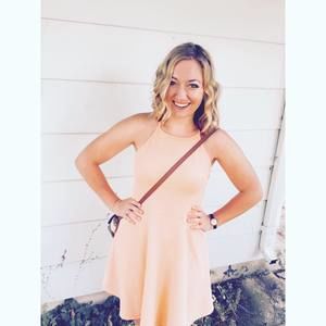 Meet your Posher, Lisa