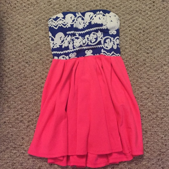 Bright strapless party dress - Picture 2 of 3