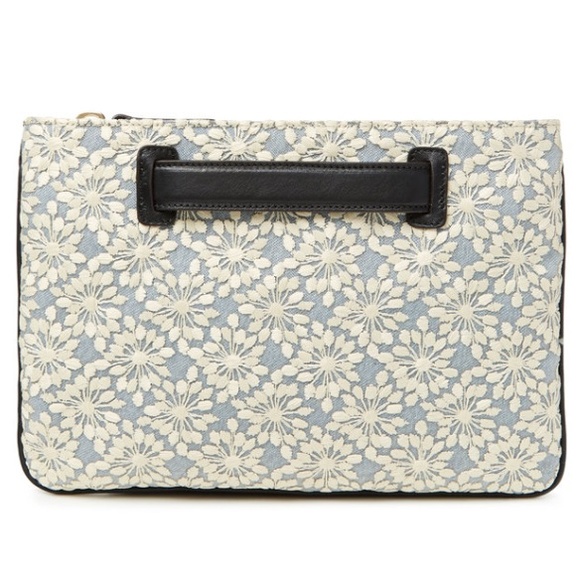 💋Vintage lace style clutch!!