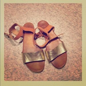 Well loved sandals 💕