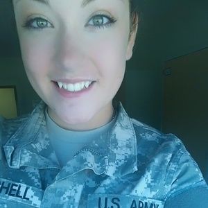 Meet your Posher, Rieshell