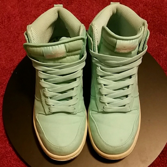 Nike High Tops - Picture 2 of 3