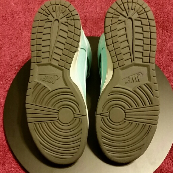 Nike High Tops - Picture 3 of 3