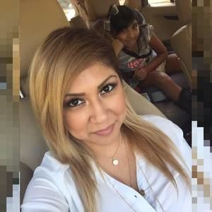 Meet your Posher, Vanessa