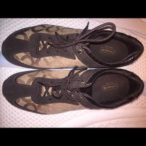 Coach shoes size 10