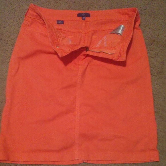 coral skirt.