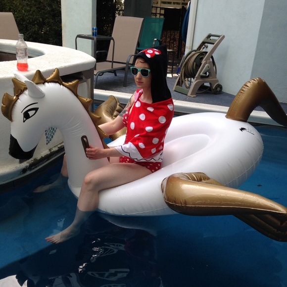 Haley - Picture 4 of 8