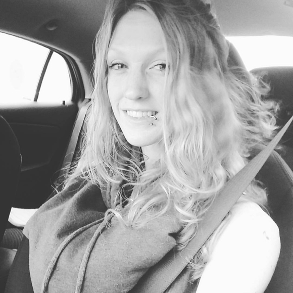 Meet your Posher, Haylie