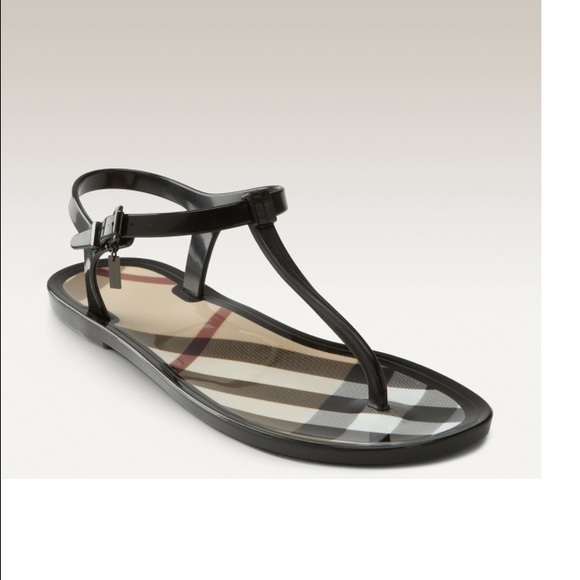 New Burberry tstrap sandal size 41