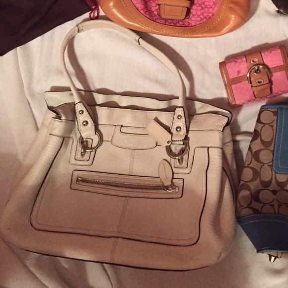 Sold Coach bag lot assorted - Picture 4 of 4