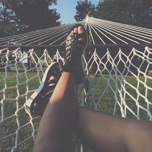 Meet your Posher, Juliette