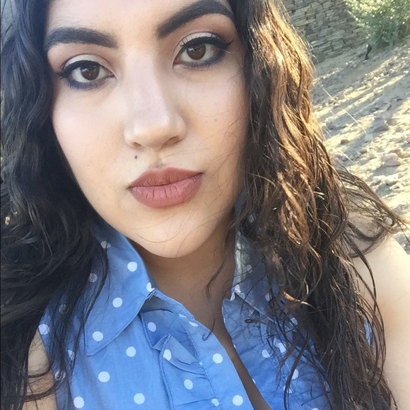 Meet your Posher, Alondra