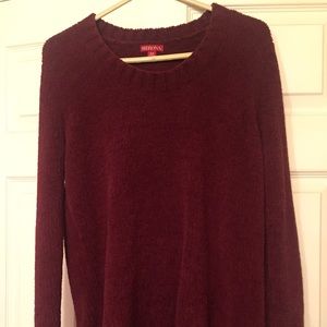 Maroon soft and thick sweater