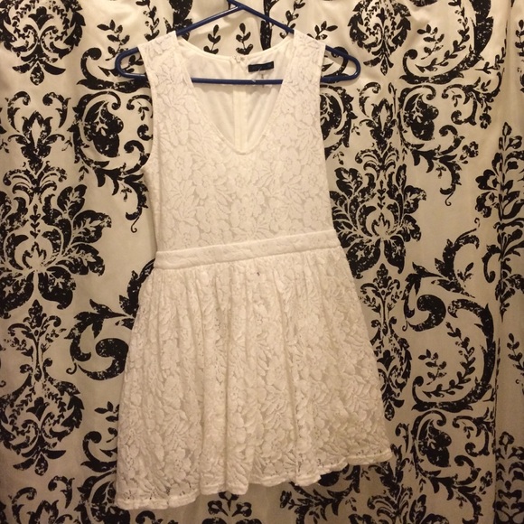 White lace summer dress