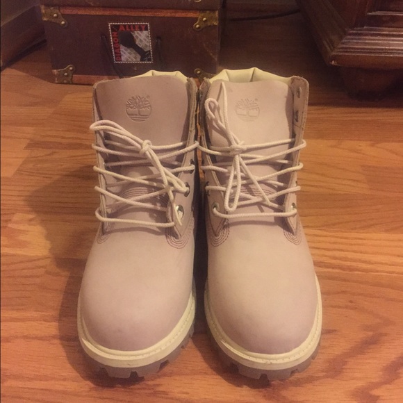 Mauve Pink Timberlands - Picture 3 of 3