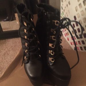 Cute booties!