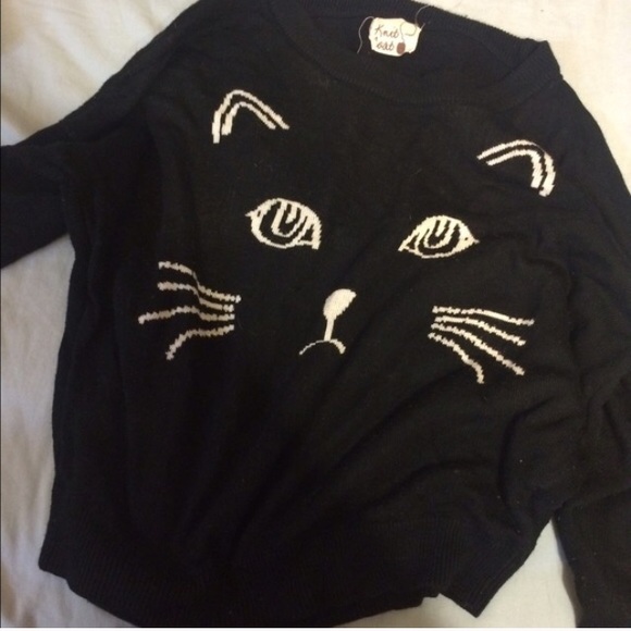 Kitty Crop Top Knitted Sweater