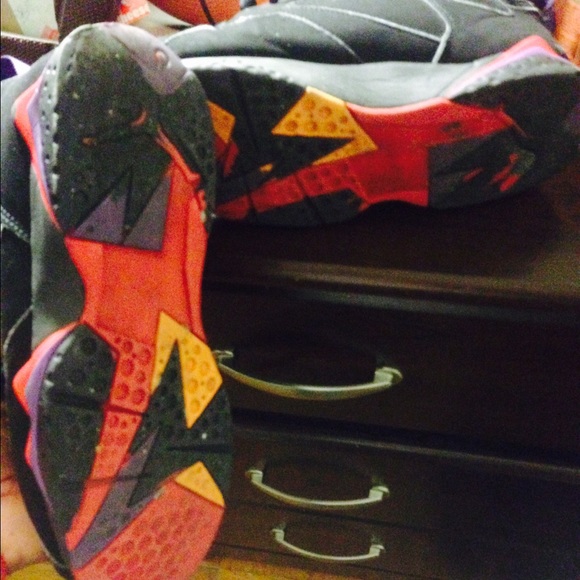 Air Jordan 7 Raptors - Picture 2 of 2
