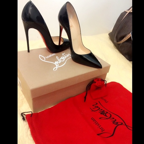 Christian Louboutin size 6 1/2 - Picture 3 of 4