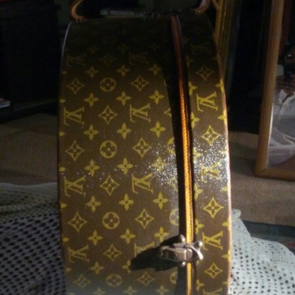 Louis Vuitton hat box Authenti vintage France firm - Picture 2 of 13