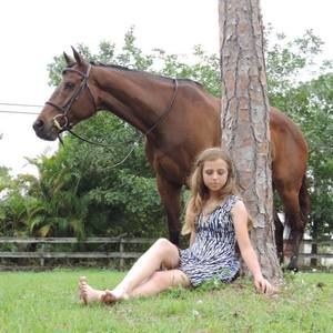 Meet your Posher, Hannah