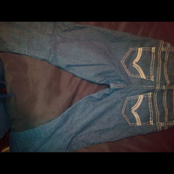 Outfit - Picture 2 of 2