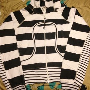 Scuba black and white hoodie