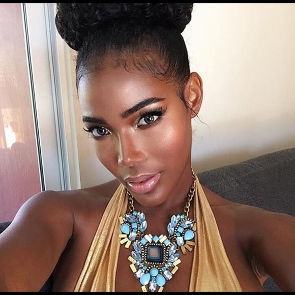 Waterdrop Resin Vintage Choker Necklace